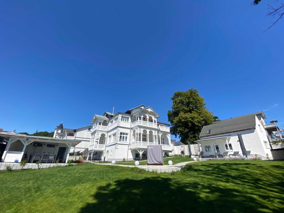 Villa Jenny - Ferienappartement 1 Mit Meerblick Sassnitz Luaran gambar