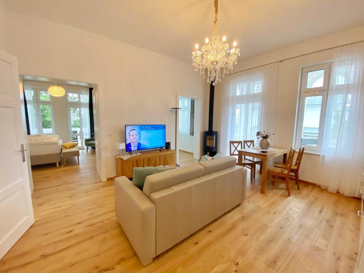Villa Jenny - Ferienappartement 1 Mit Meerblick Sassnitz Luaran gambar