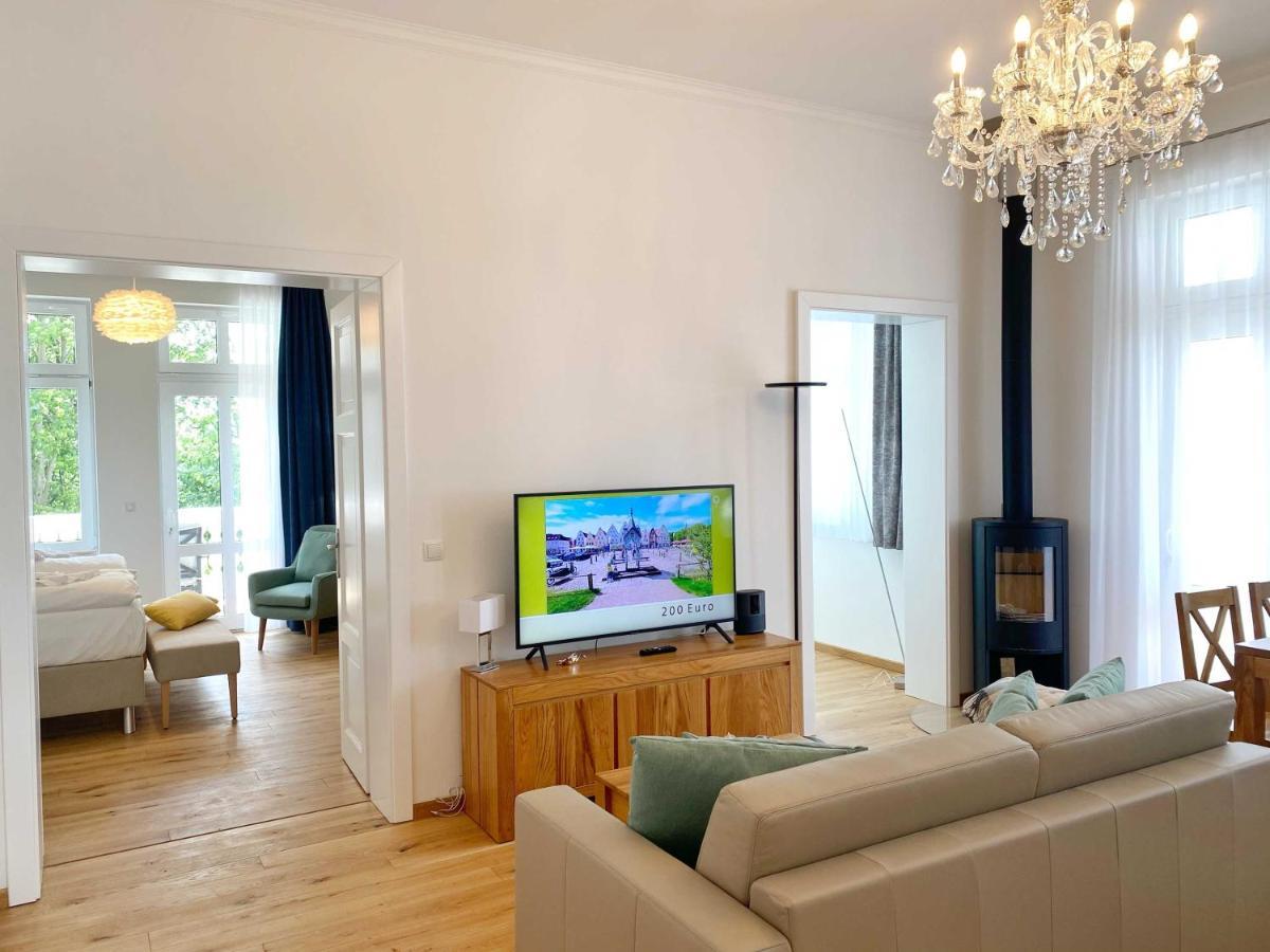 Villa Jenny - Ferienappartement 1 Mit Meerblick Sassnitz Luaran gambar